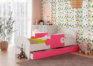 Детская кровать с ящиком и бортиками Мозайка, корпус Белый/фасад Розовый (ламели) в Чите