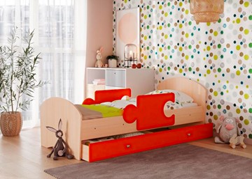 Кровать детская с бортиками и ящиком Мозайка, корпус Млечный дуб/фасад Оранжевый (ламели) в Чите