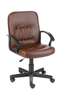 Кресло офисное Чат кожзам коричневый в Чите