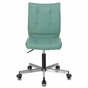 Кресло офисное Brabix Stream MG-314 (без подлокотников, пятилучие серебристое, экокожа, серо-голубое) 532079 в Чите