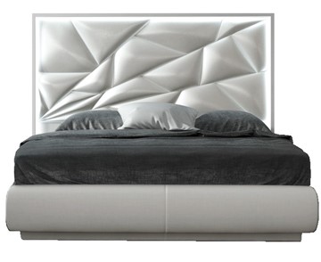 Кровать спальная FRANCO KIU 1242 с LED подсветкой изголовья (180х200) в Чите