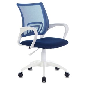 Компьютерное кресло Brabix Fly MG-396W (с подлокотниками, пластик белый, сетка, темно-синее) 532399 в Чите