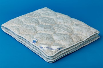 Одеяло всесезонное полутороспальное Лебединая нежность в Чите - предосмотр